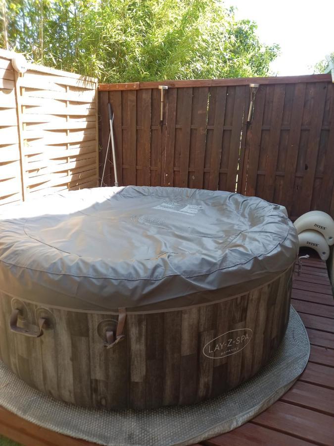 הוילה לונל Loft Ambrussum, Jacuzzi, Jardin,Bbq מראה חיצוני תמונה
